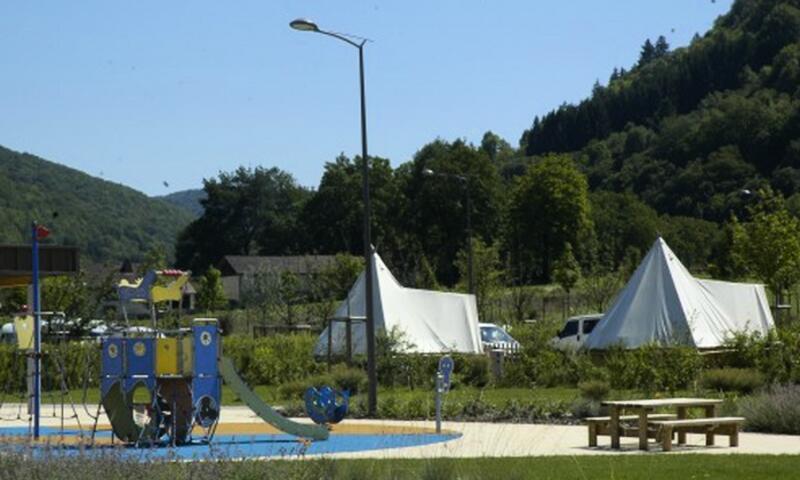 France - Bourgogne Franche Comté - Ornans - Camping La Roche d'Ully 4*