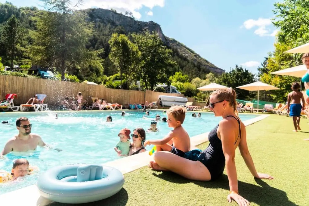 Camping Les Princes d'Orange 3 étoiles★★★