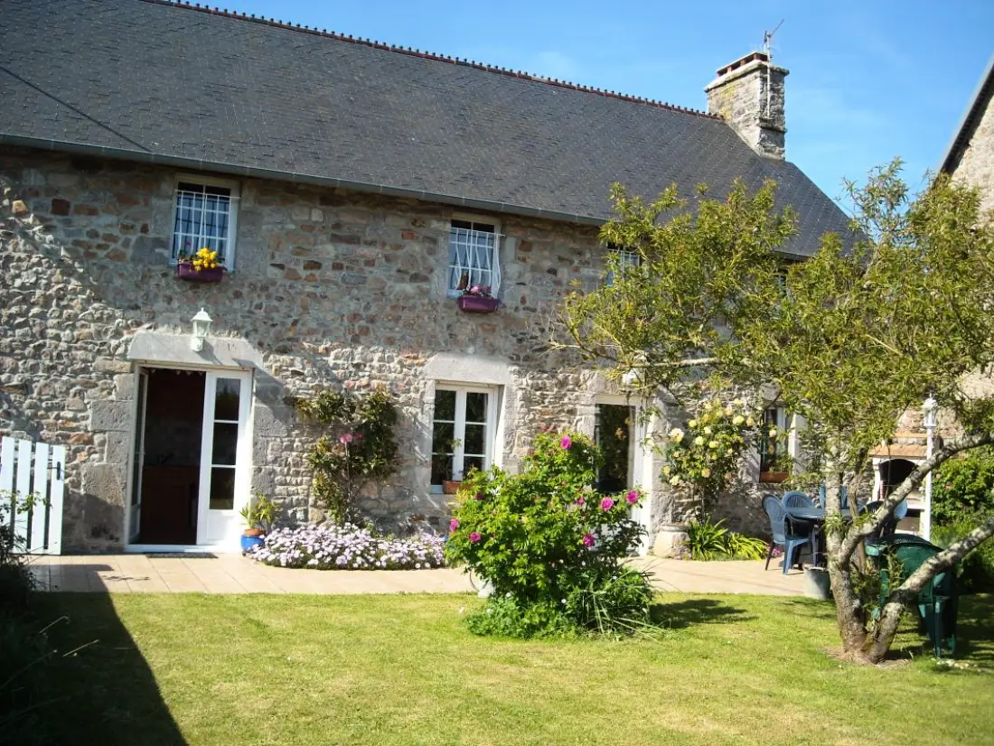 Gîte de France à Orval Sur Sienne  2