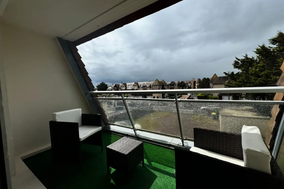 Joli T2 Avec 2 Balcons En Front De Mer