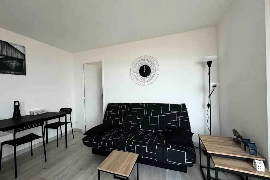 Joli T2 Avec 2 Balcons En Front De Mer
