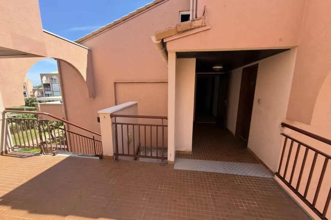 Studio Proche De La Plage Avec Balcon