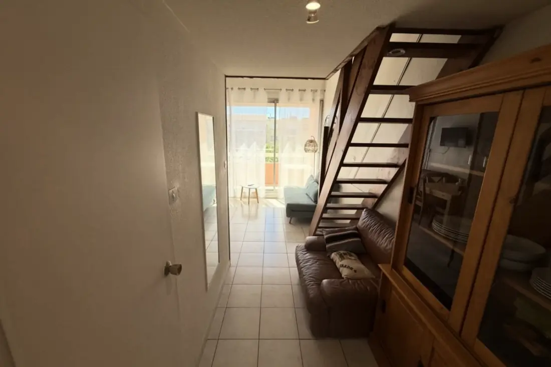 Studio Proche De La Plage Avec Balcon