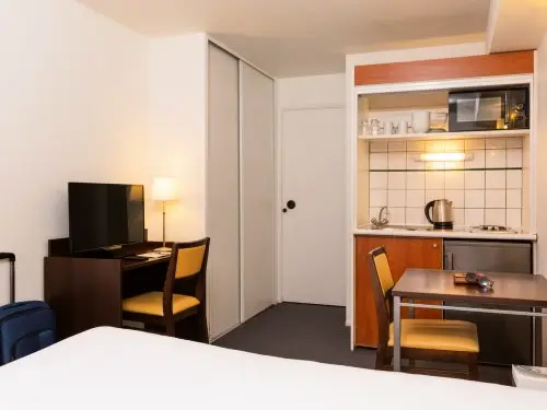 Aparthotel Adagio access la Défense Léonard de Vinci