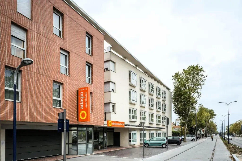 Aparthotel Adagio access Paris Clamart 3 étoiles★★★