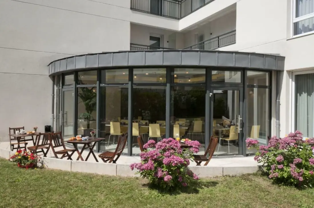 Aparthotel Adagio access Vanves Porte de Châtillon3 étoiles★★★