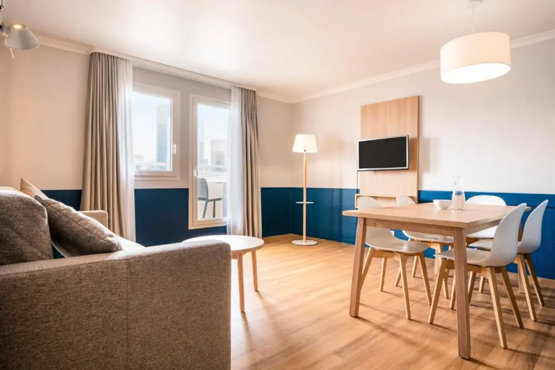 Aparthotel Adagio La Défense Kléber 4 étoiles★★★★