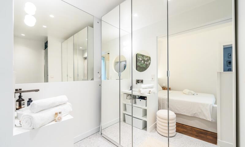 Appartement Duhesme - - - Paris - 10