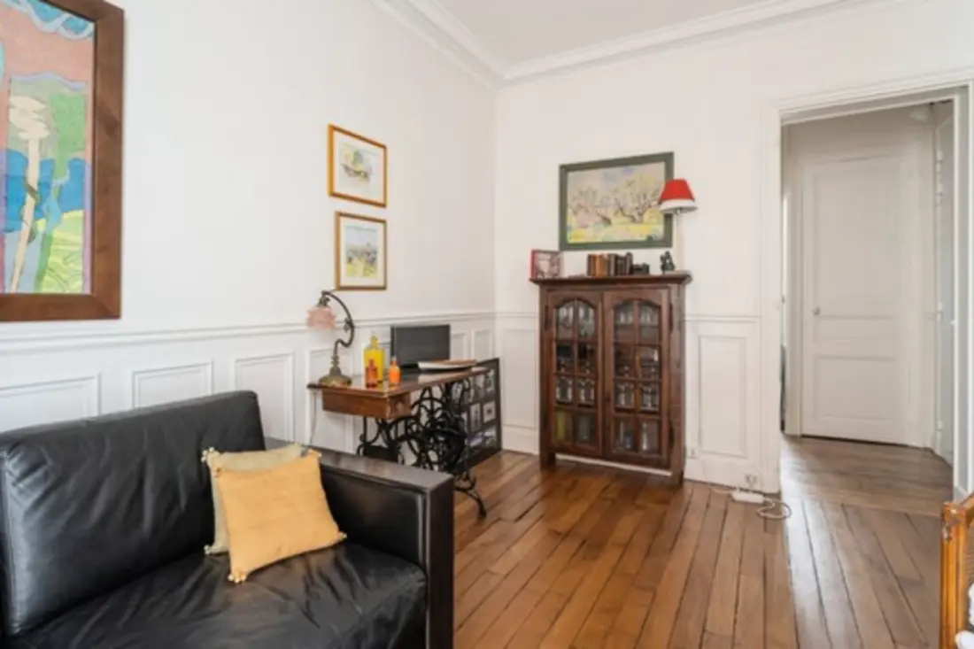 Appartement Lumineux Avec Balcon Au Cœur De Paris