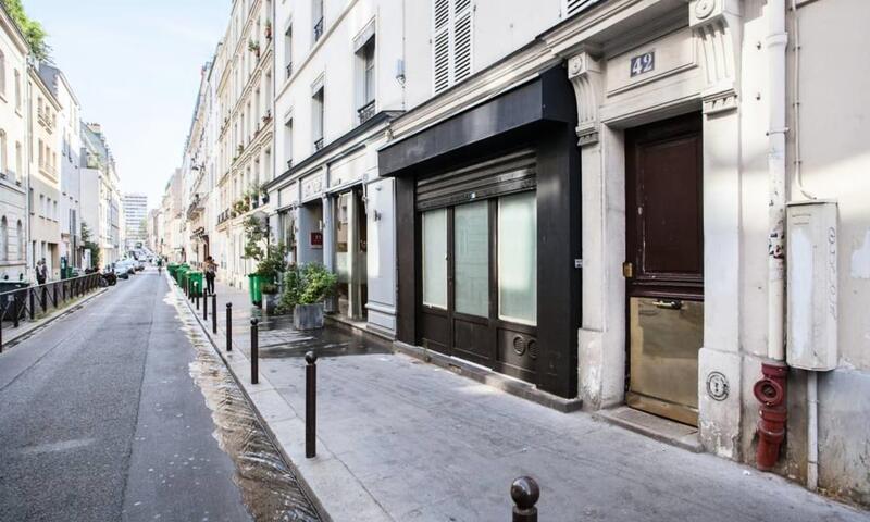 Appartement De 23m2 - Paris 17 - - Paris - 8