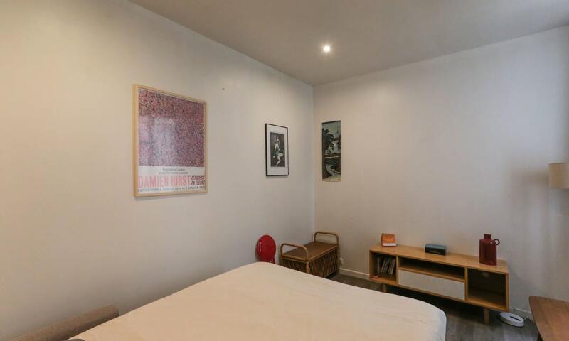 Appartement à Deux Pas Du Moulin Rouge - - Paris - 8