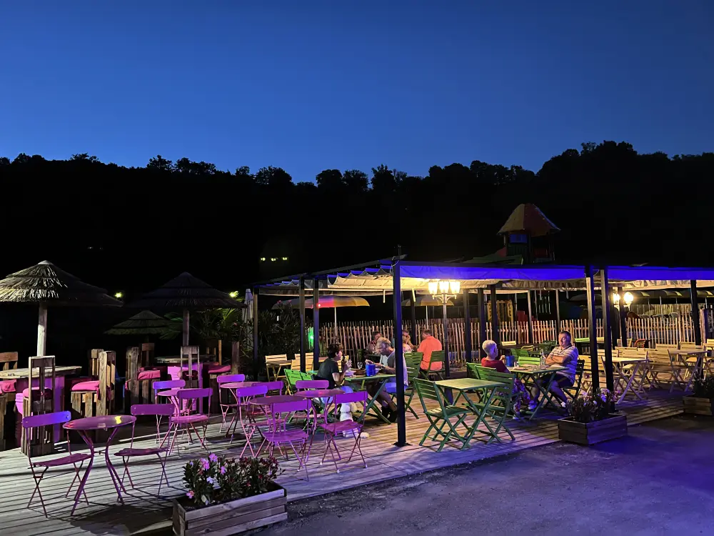 Camping à l'Ombre des Tilleuls4 étoiles★★★★