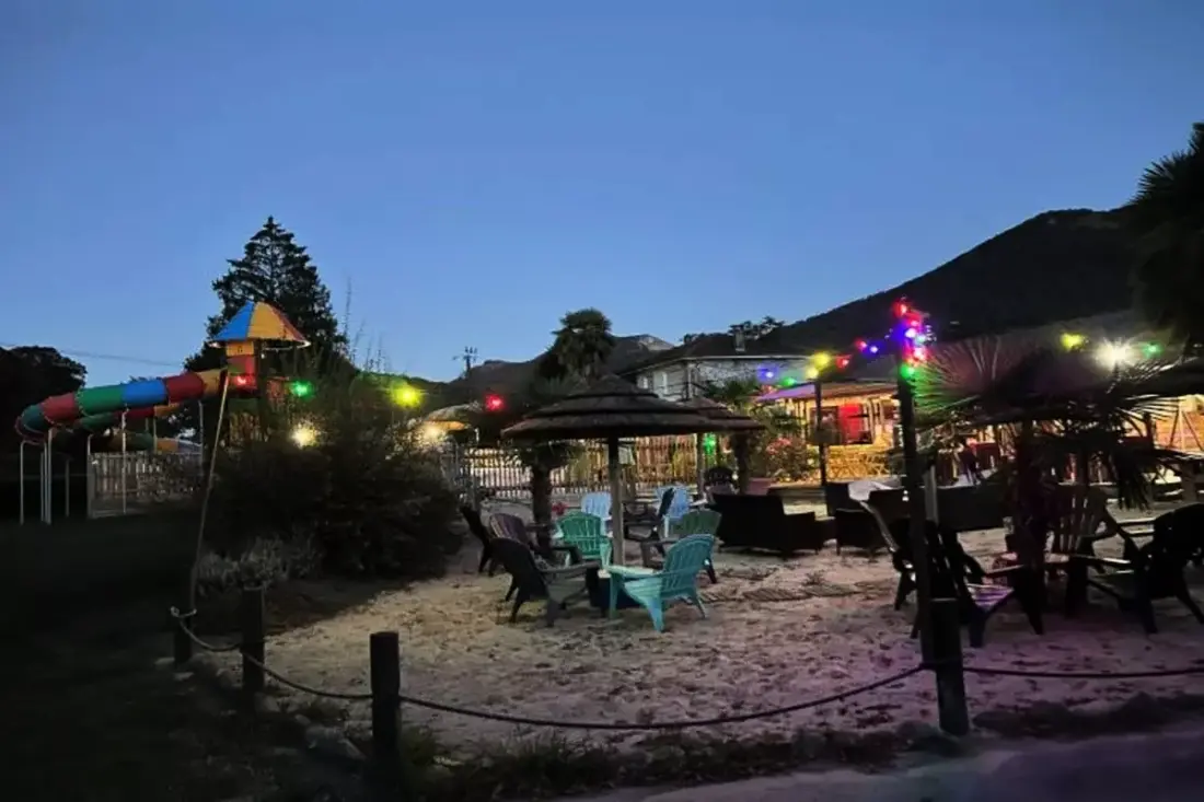 Camping à l'Ombre des Tilleuls4 étoiles★★★★