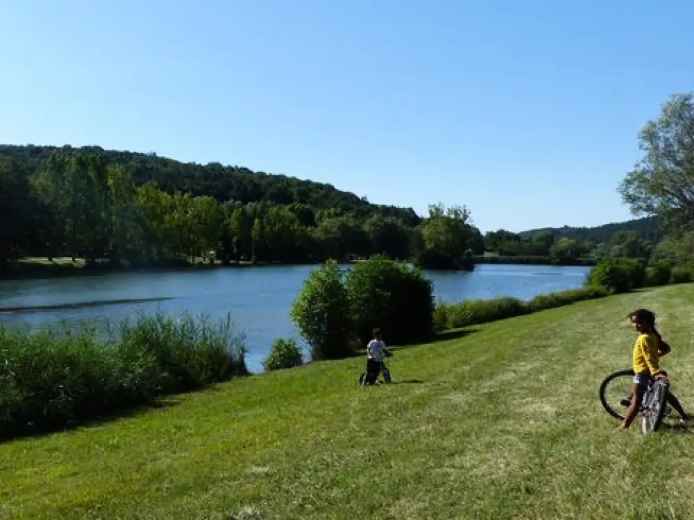 Camping Domaine Du Lac 3 étoiles★★★
