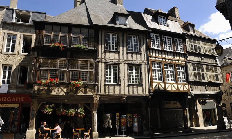 Gîte de France Maison de la ville-j 3 épis - - Plenee Jugon - 37