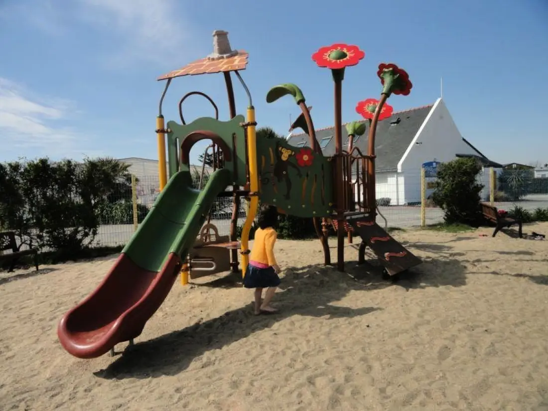 Flower Camping La Pointe du Talud 4 étoiles★★★★