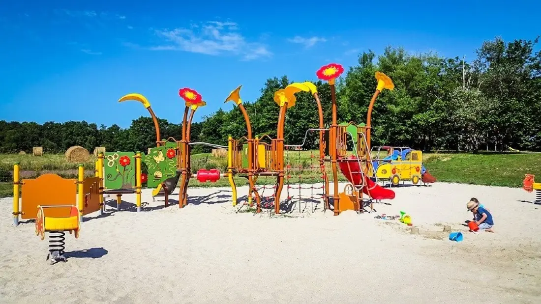 Camping maeva Respire Domaine de Mesqueau 4 étoiles★★★★