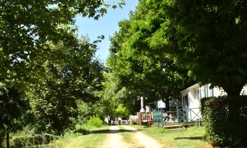 France - Sud Ouest - Pont de Sallars - Camping Les Terrasses du Lac 4*