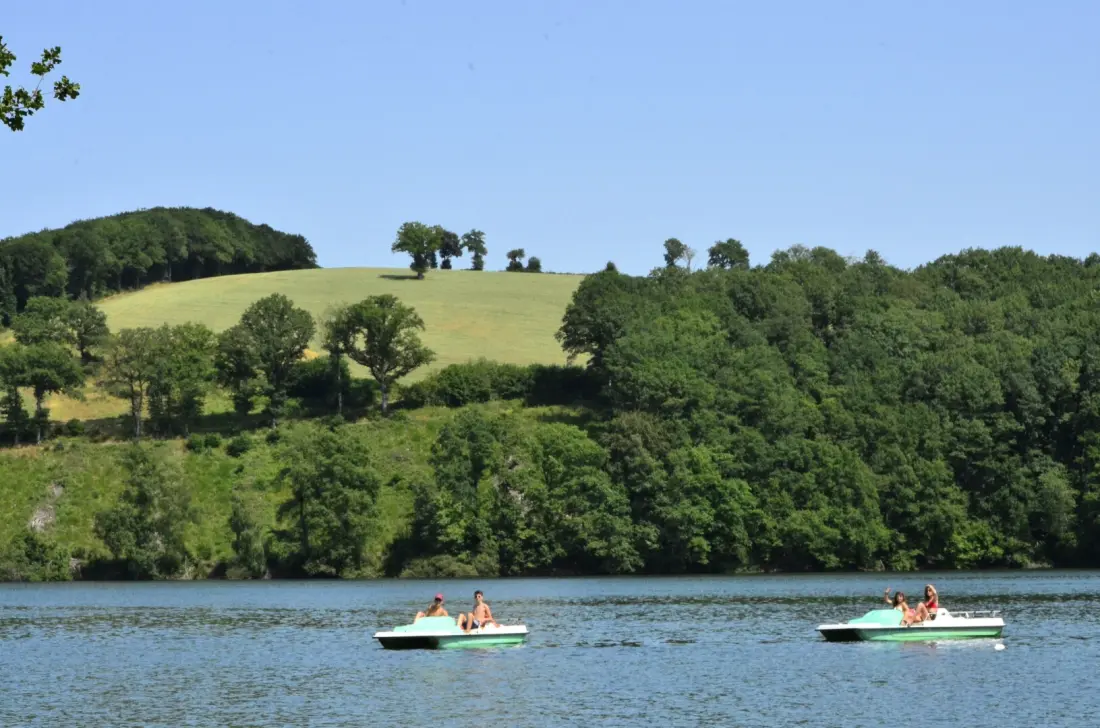 Camping Les Terrasses du Lac4 étoiles★★★★