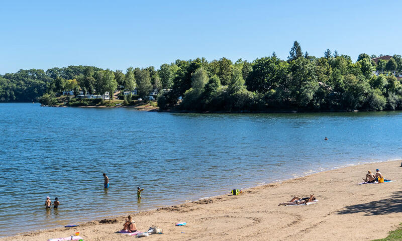 Camping Terrasses du Lac - Pont de Salars - 11
