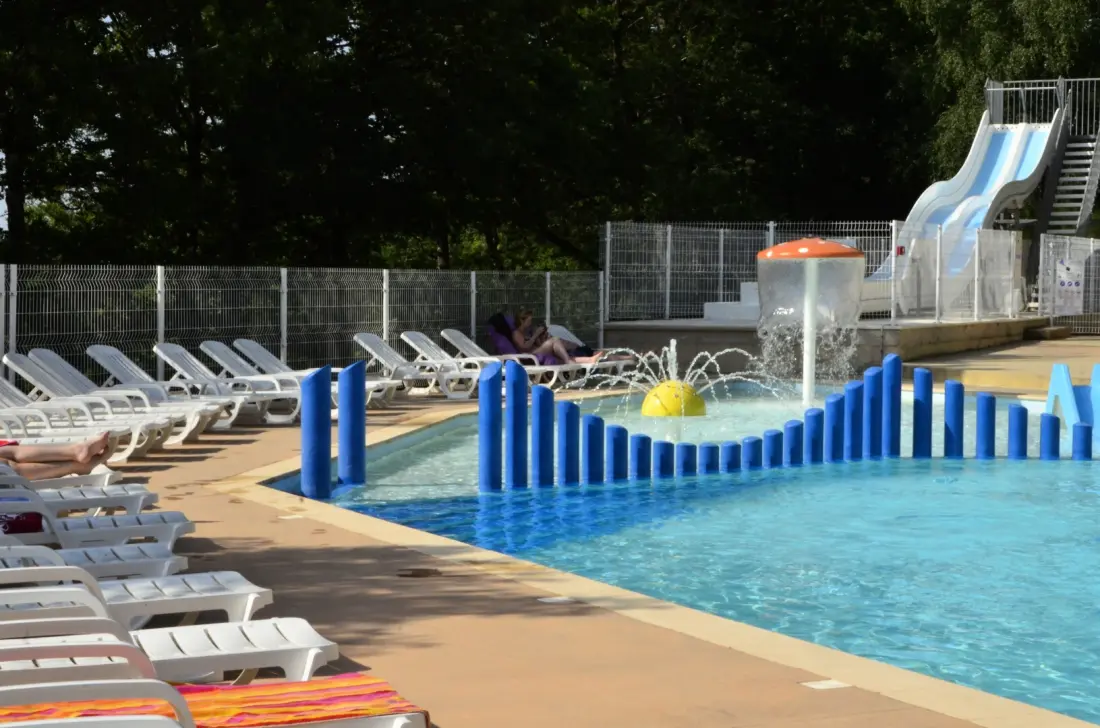 Camping Les Terrasses du Lac4 étoiles★★★★