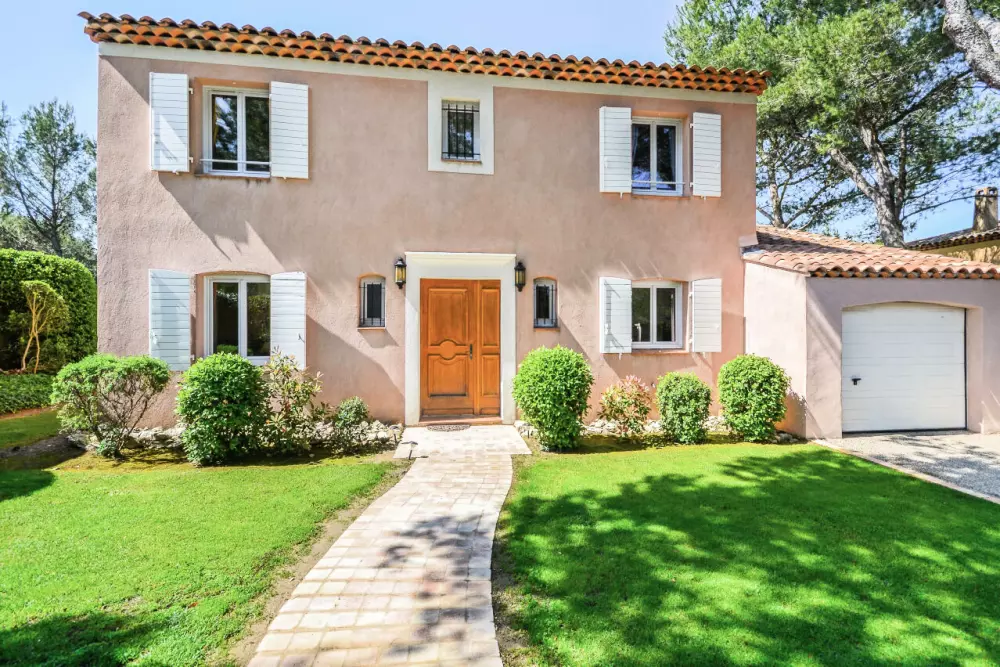 Les Mas et Villas de Pont Royal en Provence maeva Home PontRoyal