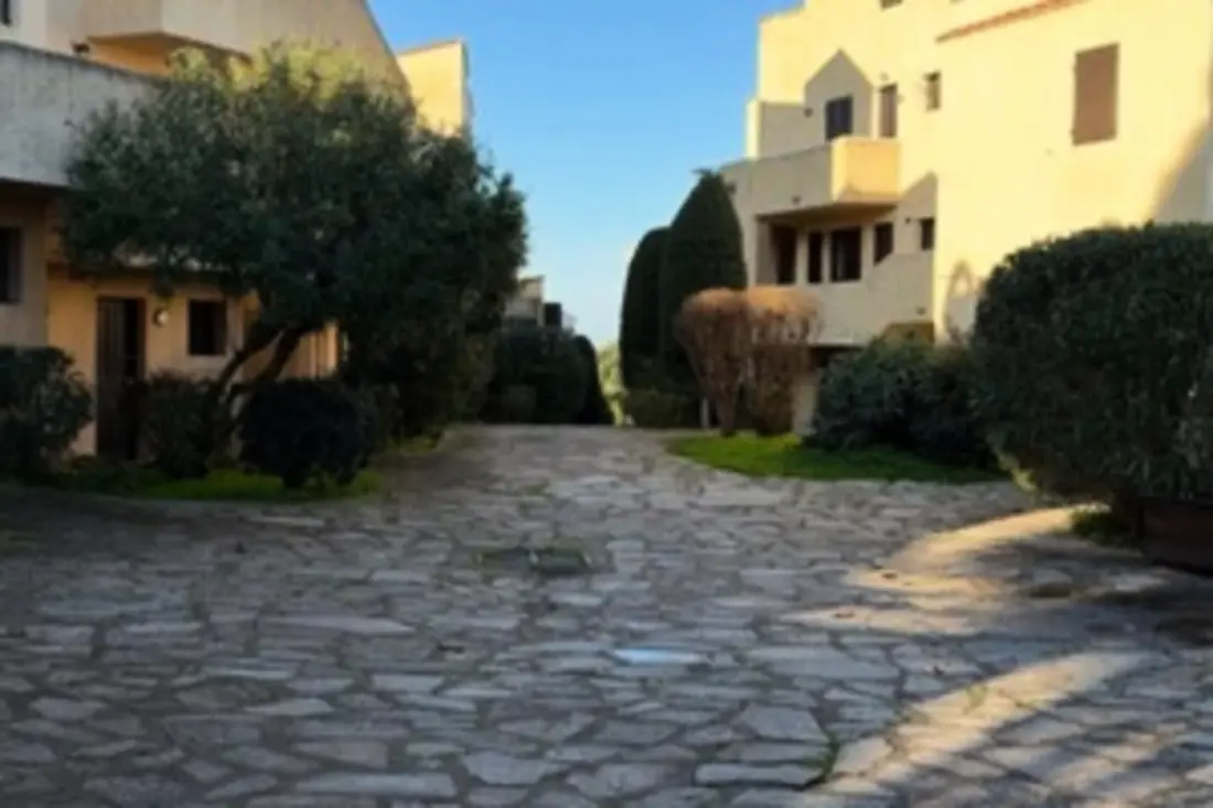 Bel Appartement Avec Piscine, 10 Min De La Plage