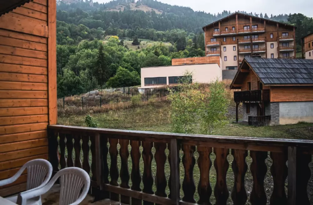 Les Chalets De Praroustan