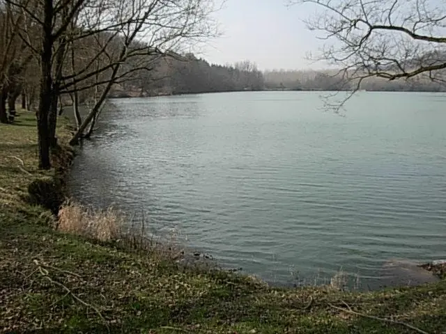 Domaine du Lac de Neguenou3 étoiles★★★