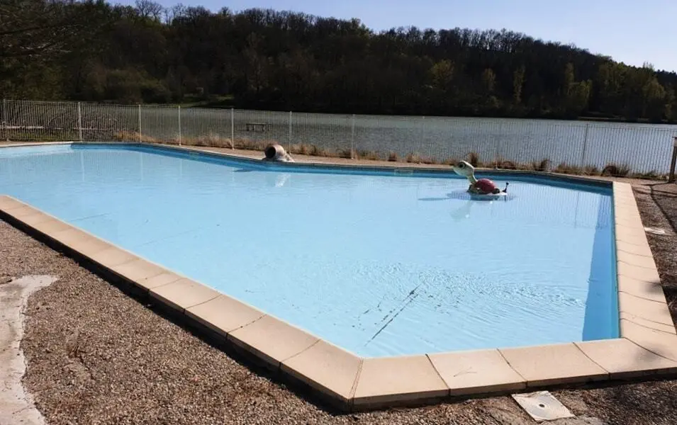 Domaine du Lac de Neguenou3 étoiles★★★