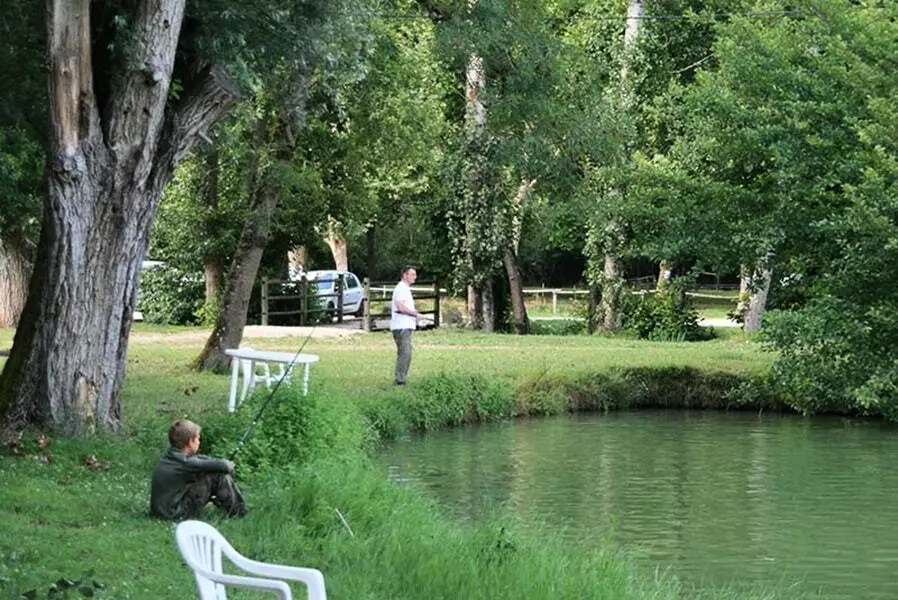 Domaine du Lac de Neguenou3 étoiles★★★