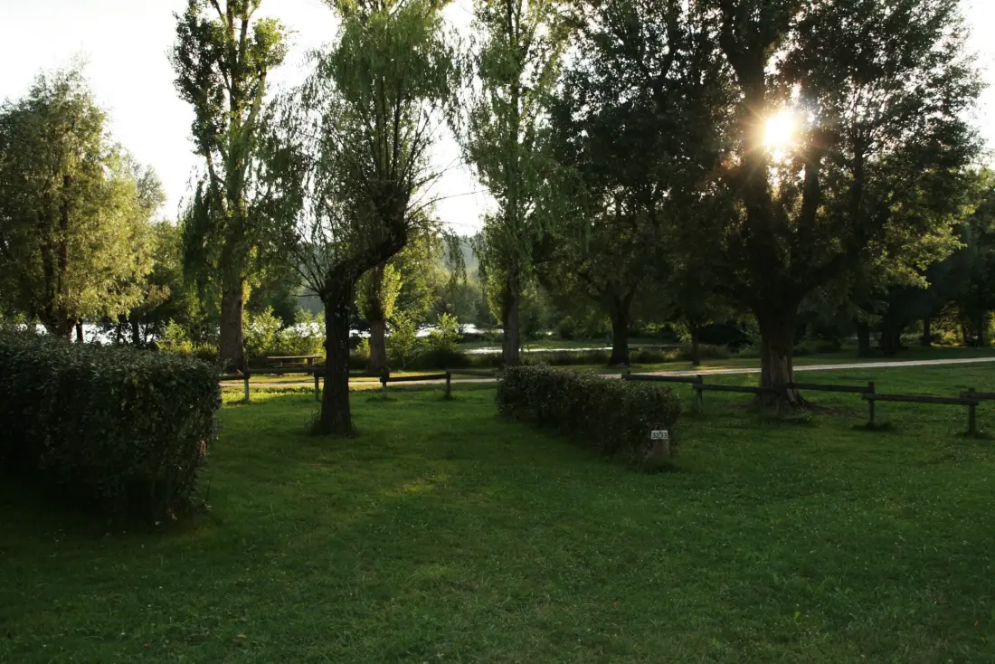 Domaine du Lac de Neguenou3 étoiles★★★