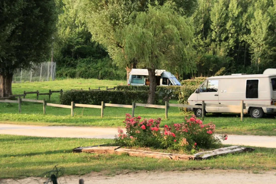 Domaine du Lac de Neguenou3 étoiles★★★