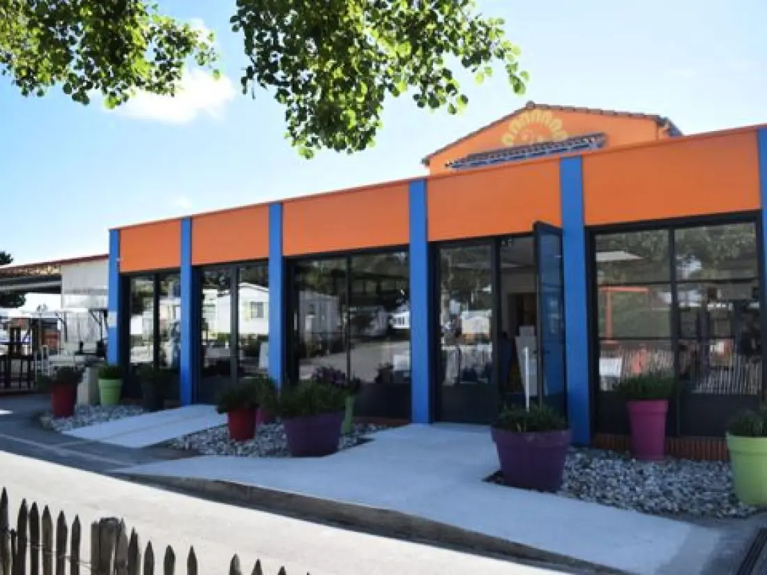 Camping Eden Villages La Pointe Saint-Gildas 3 étoiles★★★