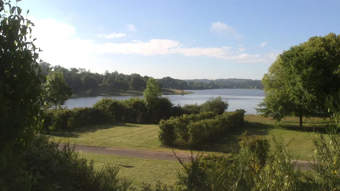 Flower Camping des Lacs 4 étoiles★★★★