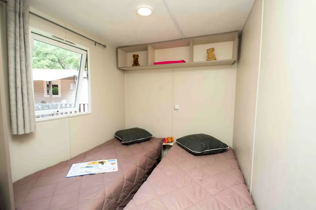 Camping Montana Parc Oasis Village - Coeur de l'Estérel 5 étoiles★★★★★