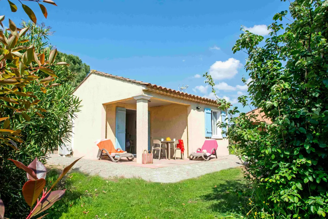 Camping Montana Parc Oasis Village - Coeur de l'Estérel 5 étoiles★★★★★
