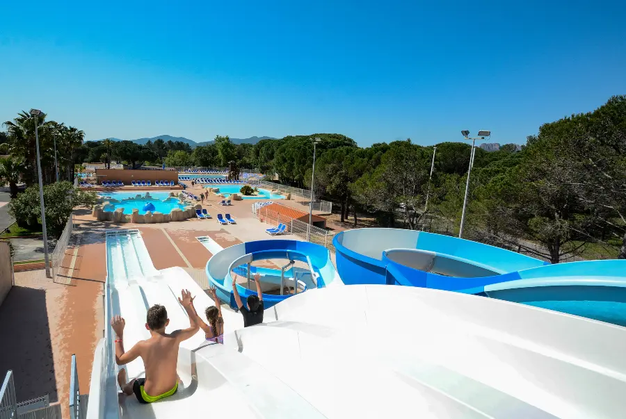 Camping Montana Parc Oasis Village - Coeur de l'Estérel 5 étoiles★★★★★