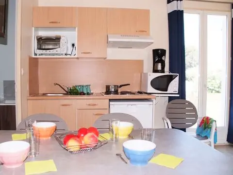 Camping Montana Parc Oasis Village - Coeur de l'Estérel 5 étoiles★★★★★