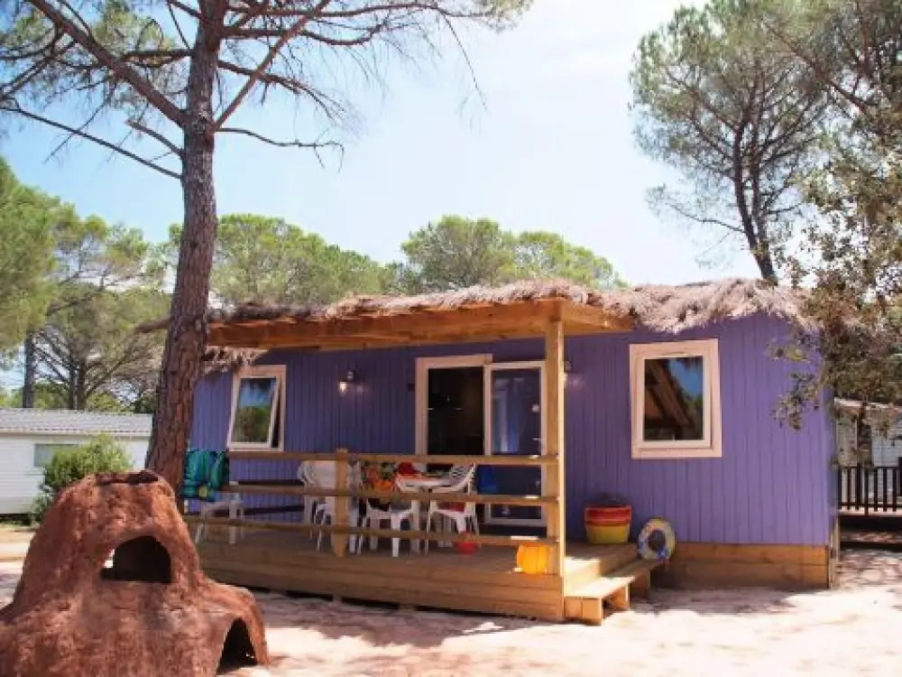 Camping Montana Parc Oasis Village - Coeur de l'Estérel 5 étoiles★★★★★