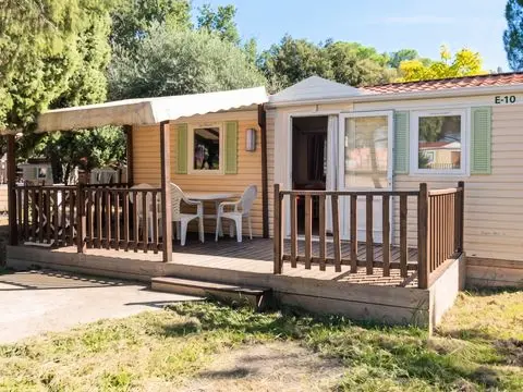 Camping Montana Parc Oasis Village - Coeur de l'Estérel 5 étoiles★★★★★