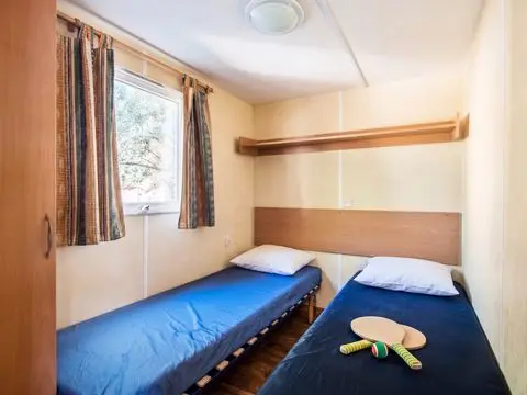 Camping Montana Parc Oasis Village - Coeur de l'Estérel 5 étoiles★★★★★