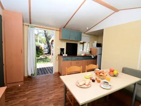Camping Montana Parc Oasis Village - Coeur de l'Estérel 5 étoiles★★★★★