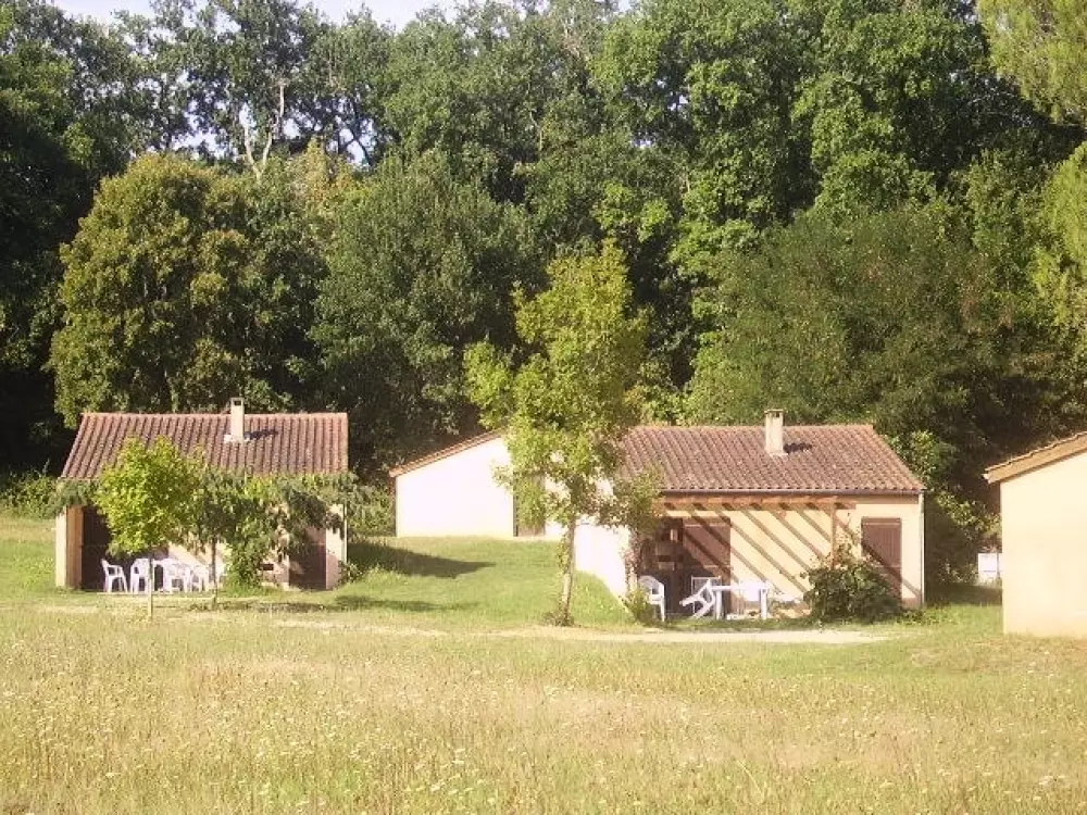 Village Camping LES VIGNES 3 étoiles★★★