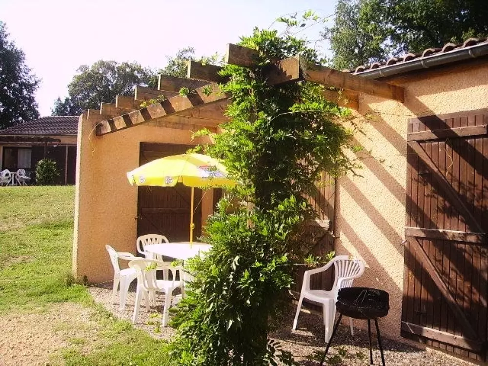 Village Camping LES VIGNES 3 étoiles★★★