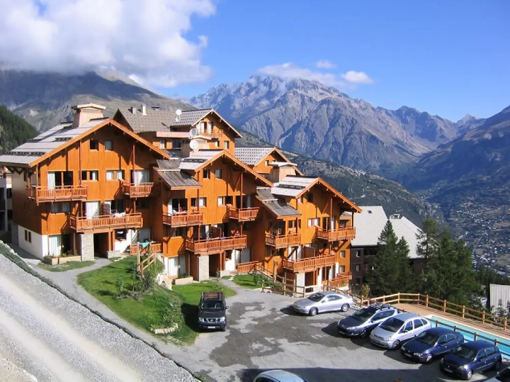 Résidence Le Hameau des Ecrins 3 étoiles★★★