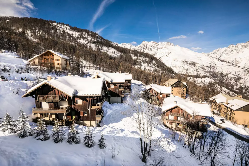 Résidence Les Chalets de Puy Saint Vincent - maeva Home