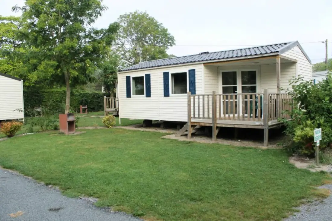 Camping Paradis Les Roses4 étoiles★★★★