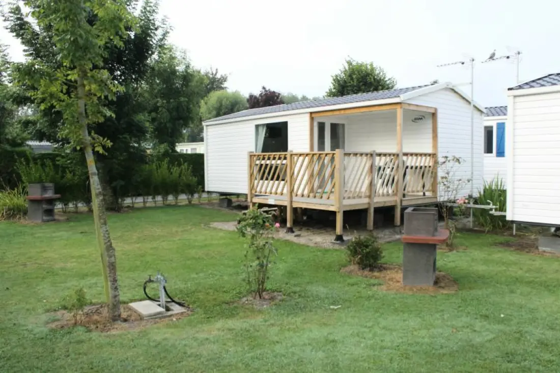 Camping Paradis Les Roses4 étoiles★★★★