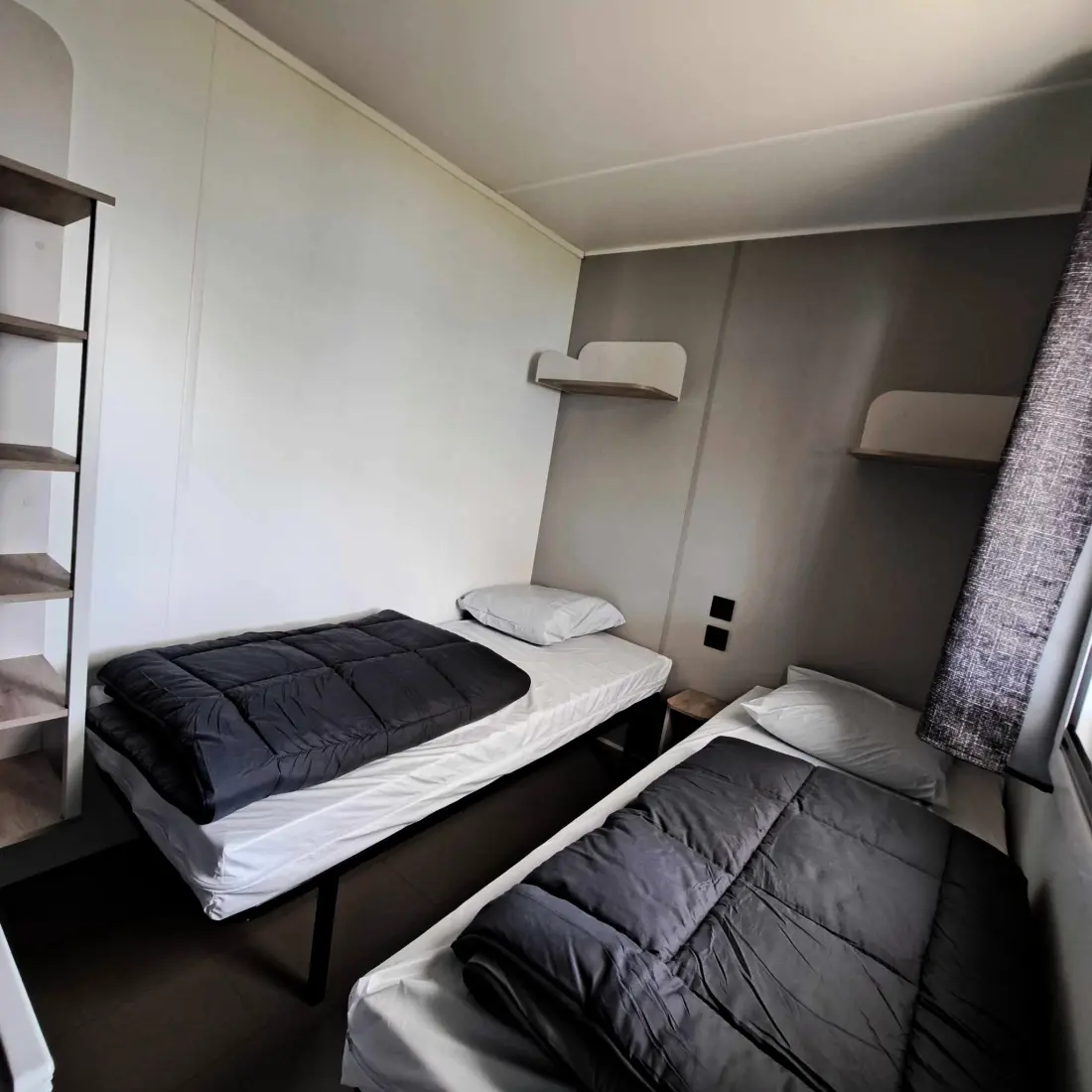 Camping Paradis Les Roses4 étoiles★★★★